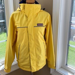 Vineyard Vines 💛 rain  jacket yellow size XS